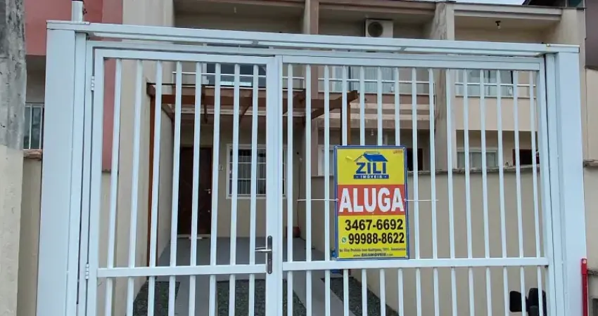 Lindo sobrado geminado com 84m² ao lado da cooper no aventureiro