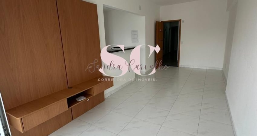 Apartamento impecável para locação na Ponta da Praia – R$ 4.500 com condomínio e IPTU inclusos