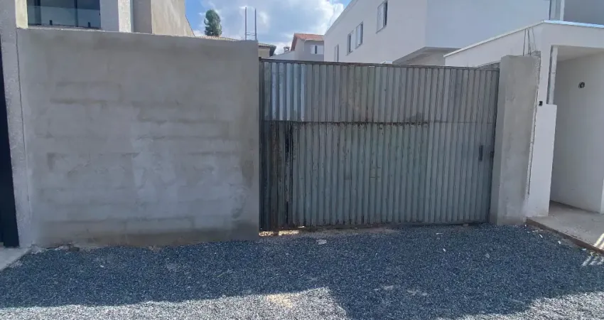 Terreno à venda na Rua das Nogueiras, Portais (Polvilho), Cajamar