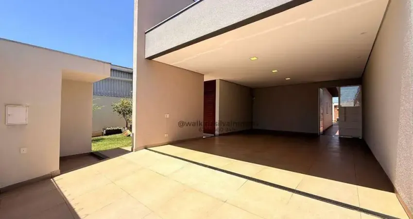 Excente padrão de construção, 03 quartos sendo 02 suítes com piscinca aquecida - Amambai