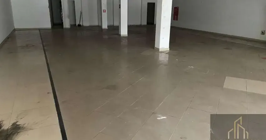 Barracão / Galpão / Depósito para alugar na Avenida Getúlio Vargas, Capuchinhos, Feira de Santana