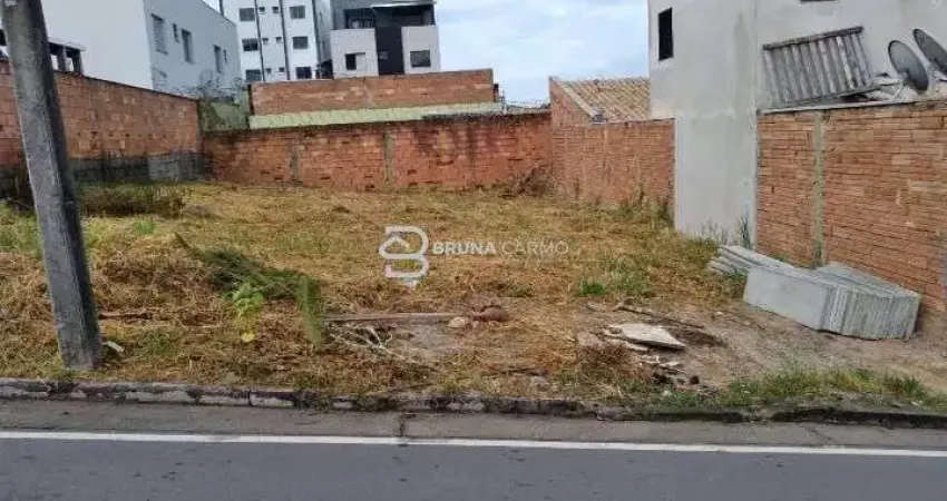 Terreno de 240m² em excelente localização no bairro jadir marinho