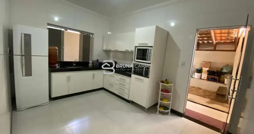 Casa com 3 quartos à venda no São Bento, Itaúna