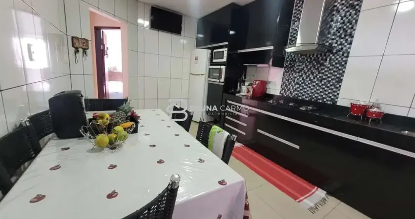 Casa com 03 quartos dentro de condomínio na varzea da olaria!