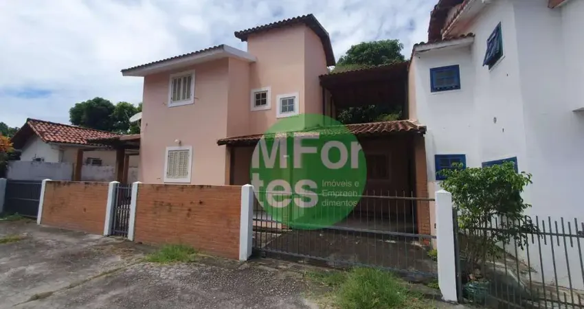 Casa com 3 quartos para alugar na Avenida Prefeito Odenir Francisco da Costa, Araçatiba, Maricá
