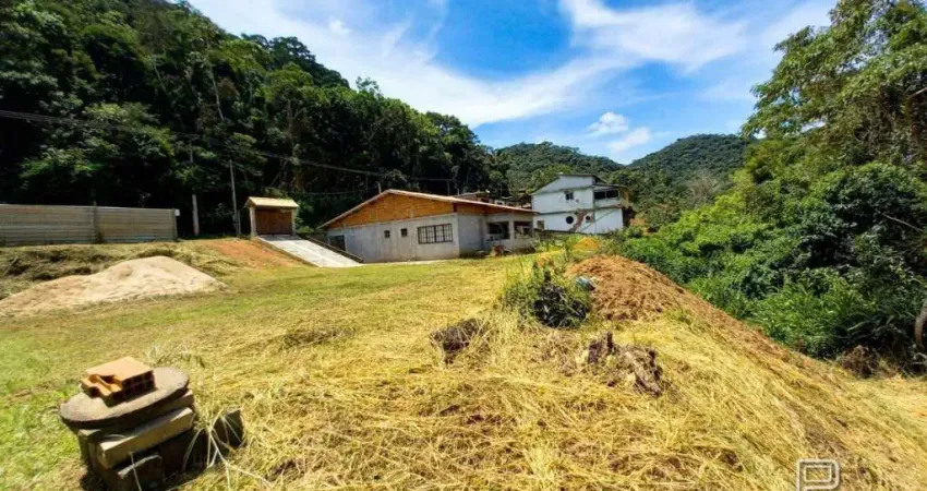 Terreno à venda, 689 m² por R$ 155.000,00 - Albuquerque - Teresópolis/RJ