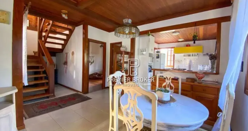 Casa à venda, 237 m² por R$ 790.000,00 - Albuquerque - Teresópolis/RJ
