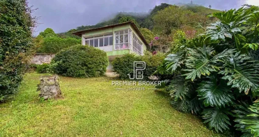 Casa à venda, 200 m² por R$ 850.000,00 - Cascata dos Amores - Teresópolis/RJ