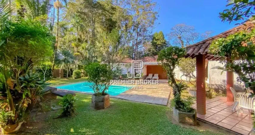 Casa à venda, 408 m² por R$ 1.500.000,00 - Granja Guarani - Teresópolis/RJ