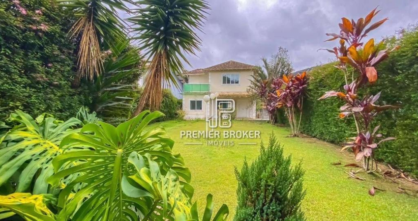 Casa à venda, 205 m² por R$ 699.000,00 - Albuquerque - Teresópolis/RJ