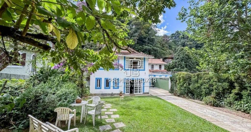 Casa à venda, 325 m² por R$ 1.100.000,00 - Carlos Guinle - Teresópolis/RJ