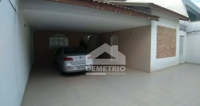 Casa para venda possui 278 metros quadrados com 4 quartos em Nova Guará - Guaratinguetá - SP