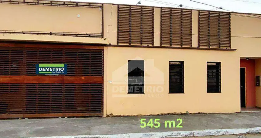 Terreno em condomínio fechado à venda na Vila Roma, Roseira 