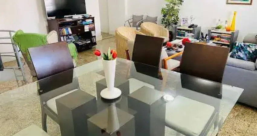 Apartamento de 3 suítes e 2 vagas na Rua Ministro Otávio Kelly