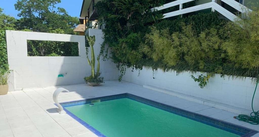 Casa com 4 quartos e área gourmet em Itaipu
