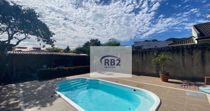 Casa com 3 quartos à venda, 400 m² por R$ 660.000 - Itaipu - Niterói/RJ