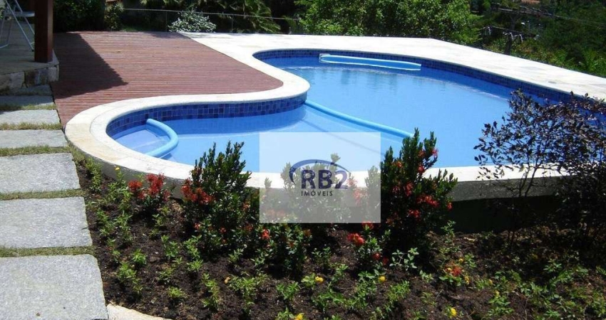 More em Casa em Ótimo Condomínio com Reserva Natual em Rua Sem Saída