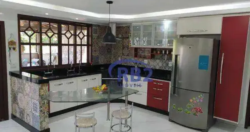 Casa com quintal 5 quartos 3 suítes
