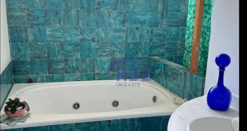 Casa com 4  quartos com 2 suítes dentro de Maria Paula