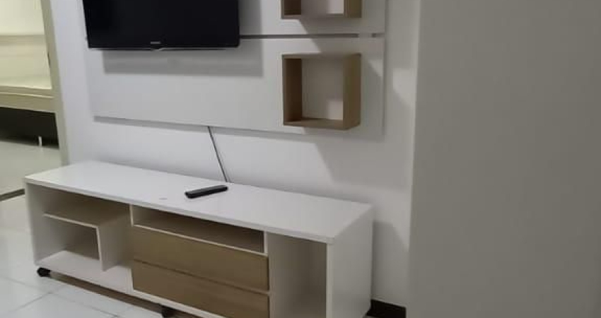 Apartamento mobiliado no condomínio Fonte das Aguas.