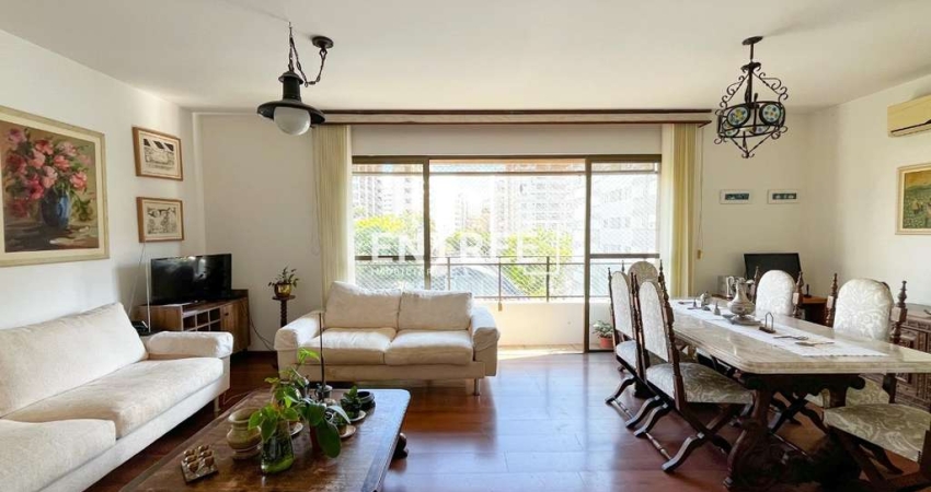 Cobertura 3 Quartos (sendo 1 Suíte) e 2 Vagas - Centro