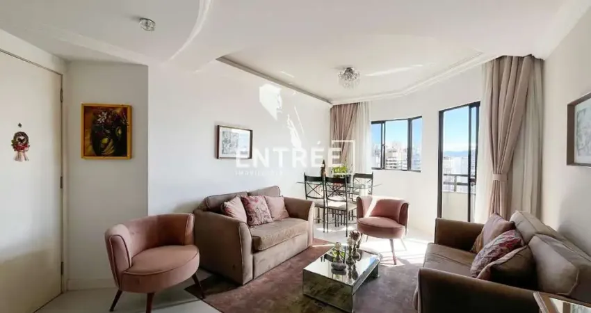 Apartamento com 3 Quartos (sendo 1 Suíte) e 1 Vaga - Centro
