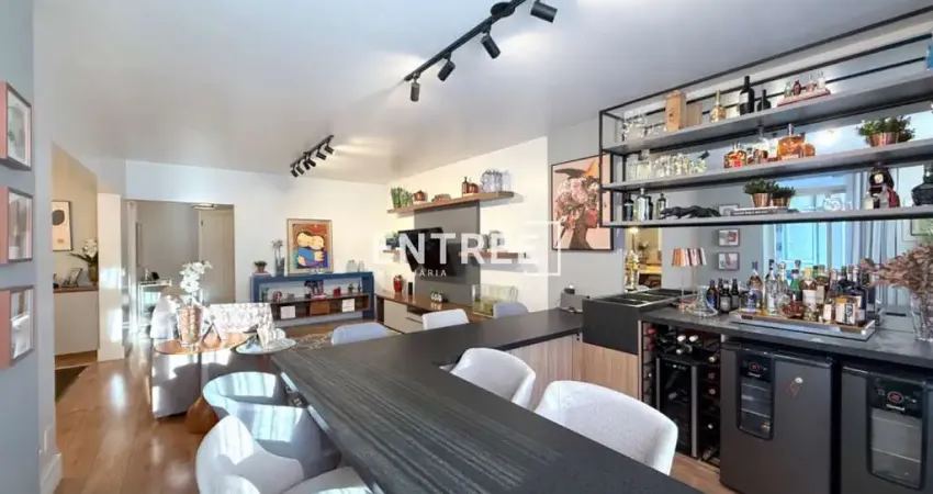 Apartamento 5 Quartos (sendo 1 suíte) e 2 Vagas - Centro