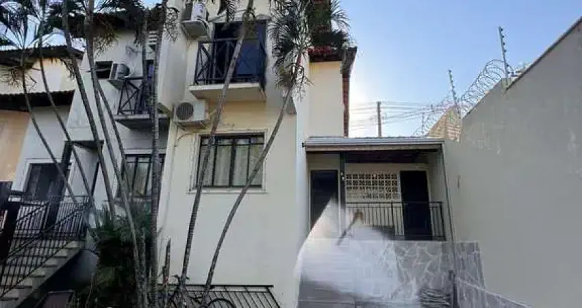 Casa em condomínio fechado com 3 quartos à venda no Recanto dos Pássaros, Cuiabá