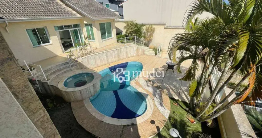 Casa com 3 dormitórios à venda, 550 m² por R$ 2.750.000,00 - Residencial Euroville - Bragança Paulista/SP