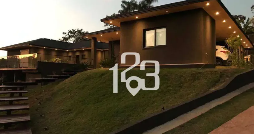 Casa com 3 dormitórios à venda, 350 m² por R$ 5.200.000,00 - Condomínio Jardim das Palmeiras - Bragança Paulista/SP