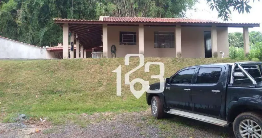 Chácara com 2 dormitórios à venda, 500 m² por R$ 339.500 - Campo Novo - Bragança Paulista/SP