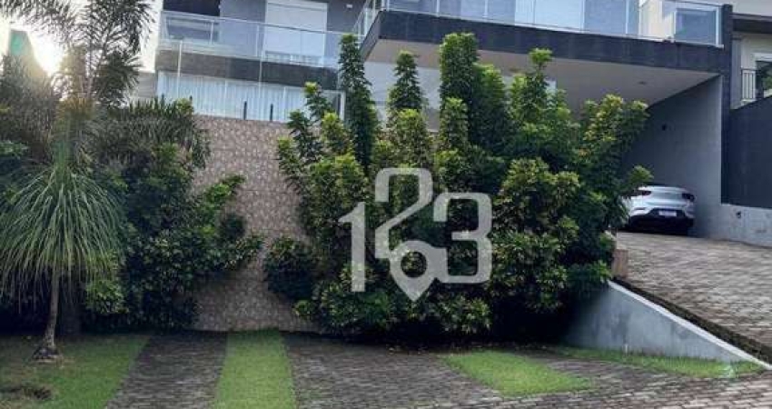 Casa com 5 dormitórios à venda, 370 m² por R$ 2.500.000,00 - Condomínio Portal de Bragança - Bragança Paulista/SP