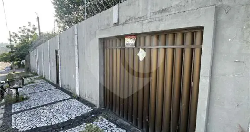 Casa com 3 quartos à venda em De Lourdes - CE
