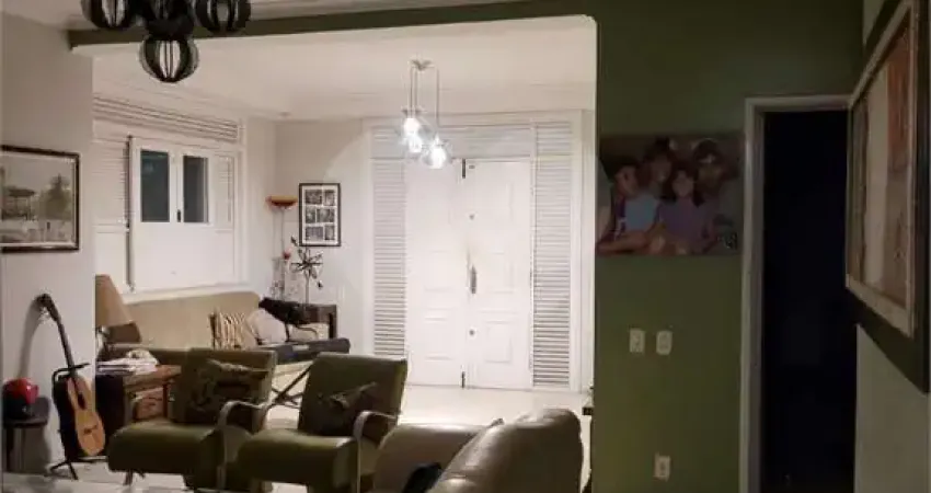 Casa com 8 quartos à venda na Rua Conselheiro Tristão, Fátima, Fortaleza