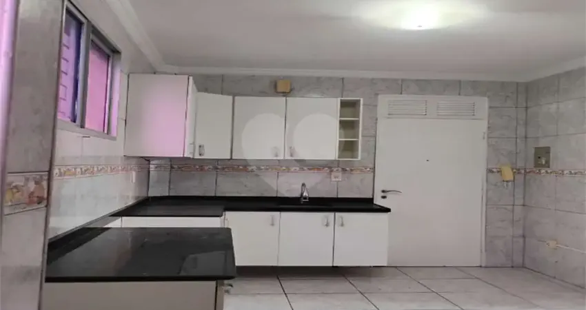 Apartamento com 3 quartos à venda no Centro, Fortaleza
