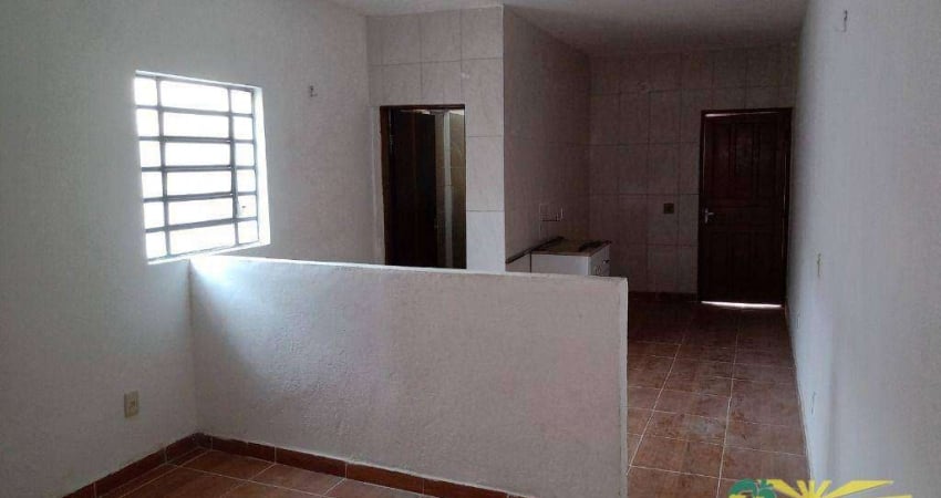 Casa com 1 dormitório para alugar, 45 m² por R$ 1.002,26/mês - Vila Nogueira - Diadema/SP