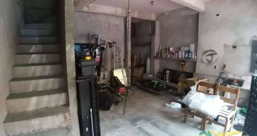Sobrado à venda por R$ 280.000,00 - Piraporinha - Diadema/SP