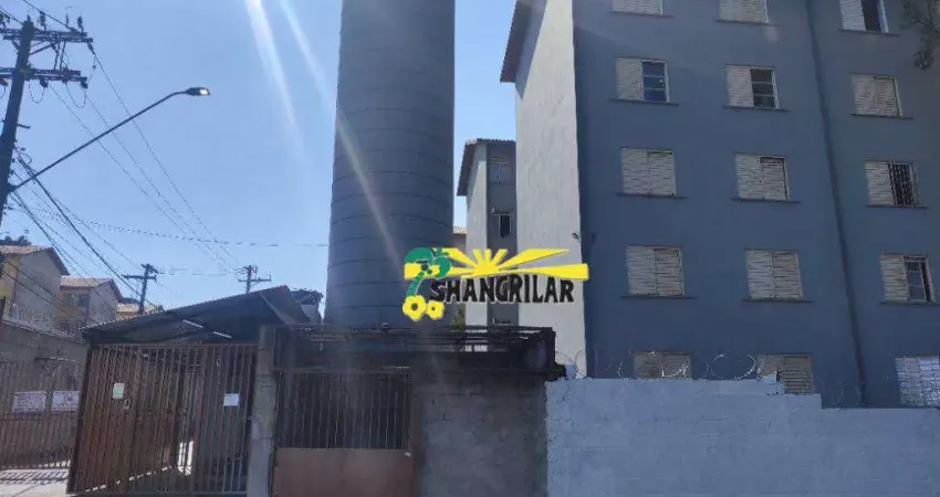 Apto. 2 dorm., sala, cozinha, banheiro, lavanderia e 1 vaga na garagem . Ótima localização, travessa da Av. Casa Grande.