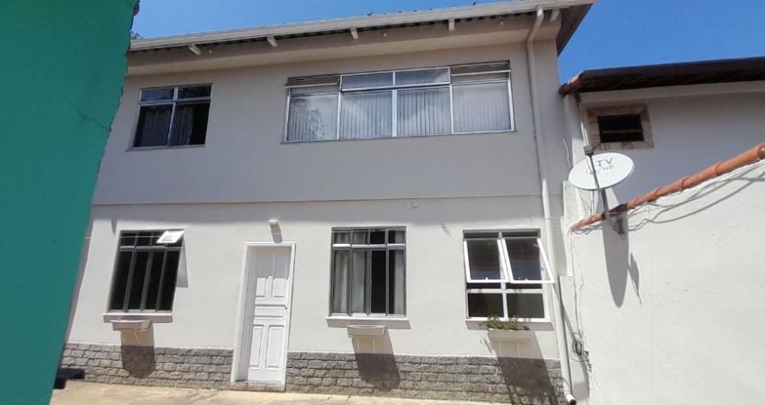 Vende - se 2  casas  no Itamarati Petrópolis