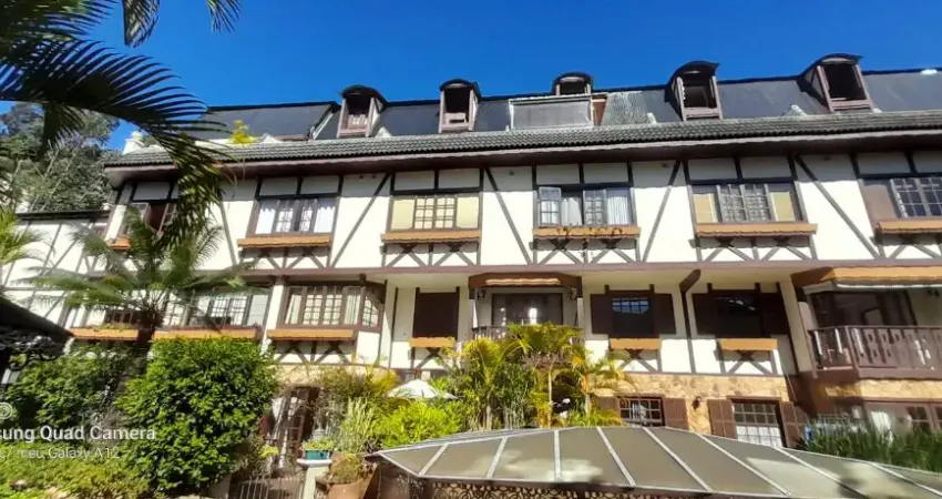 Vende- se excelente  apartamento  em Itaipava