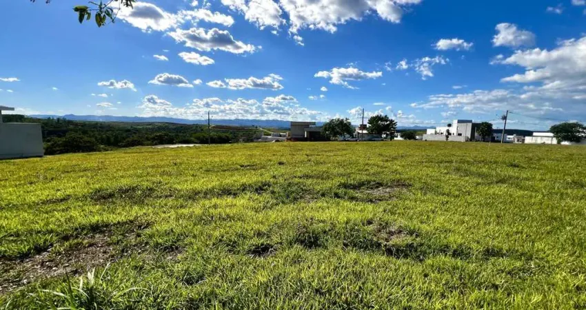 Terreno à venda na Lagoa Silvana, Caratinga 