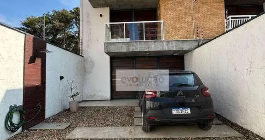 Casa com 3 suítes à venda, 145 m² por R$ 1.600.0 - Centro - Balneário Piçarras/SC