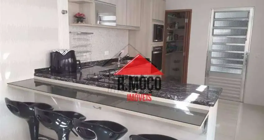 Sobrado com 3 dormitórios à venda, 220 m² por R$ 860.000,00 - Vila Guilhermina - São Paulo/SP