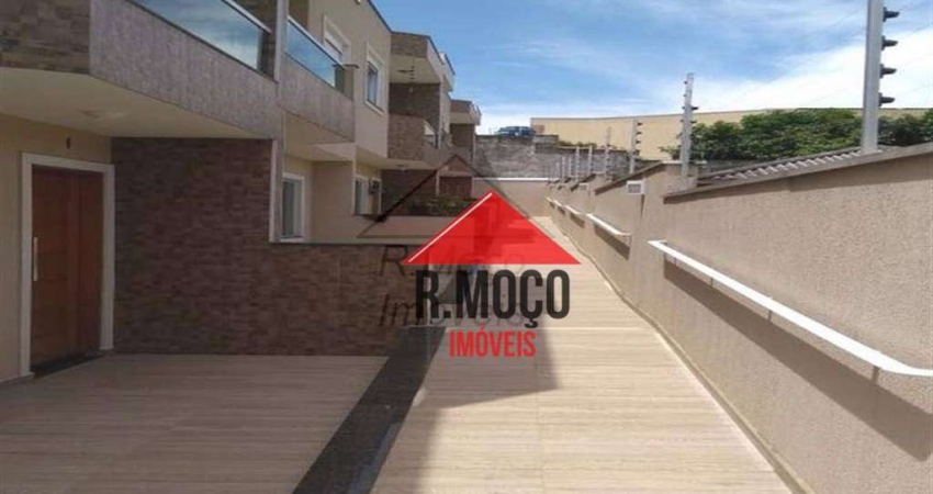 Sobrado em Condomínio Fechado com 03 Dormitórios, sendo 01 Suíte para alugar, 85 m² por R$ 3.113 - Cidade Patriarca - São Paulo/SP