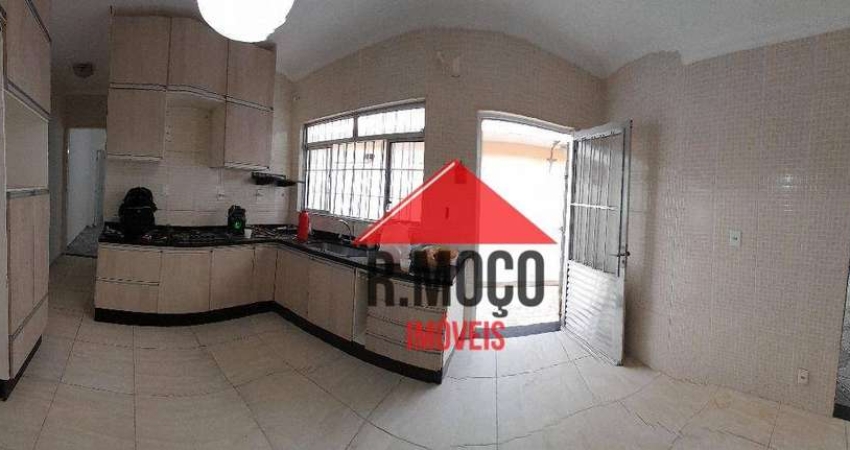 Casa com 3 quartos à venda na Rua Lamaçais, 900, Vila Carmosina, São Paulo