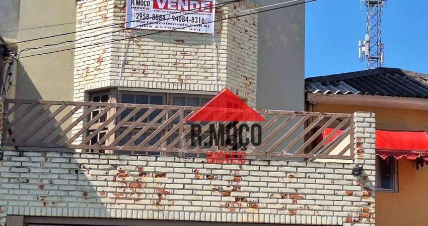 Sobrado com 3 dormitórios à venda, 220 m² por R$ 850.000,00 - Jardim Triana - São Paulo/SP