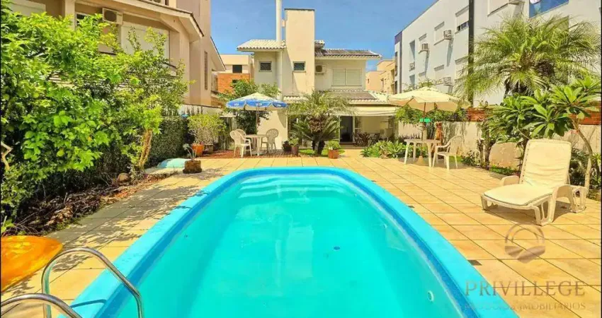 Casa com 3 dormitórios à venda, 175 m² por R$ 1.800.000 - Palmas do Arvoredo - Governador Celso Ramos/SC