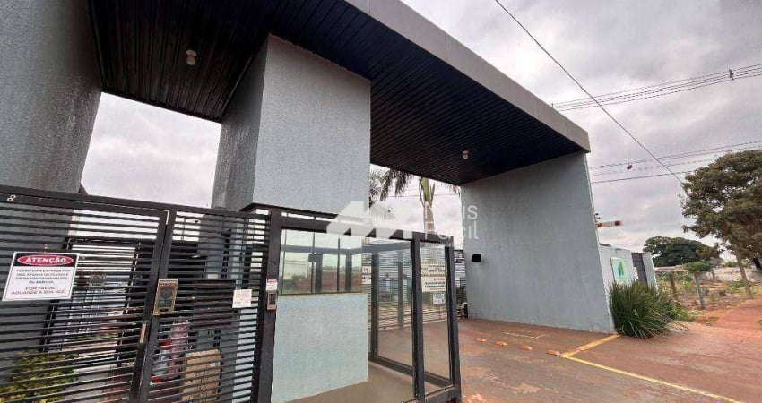 Apartamento com 2 dormitórios para alugar, 42 m² por R$ 1.400,00/mês - Conjunto Floresta - Sarandi/PR