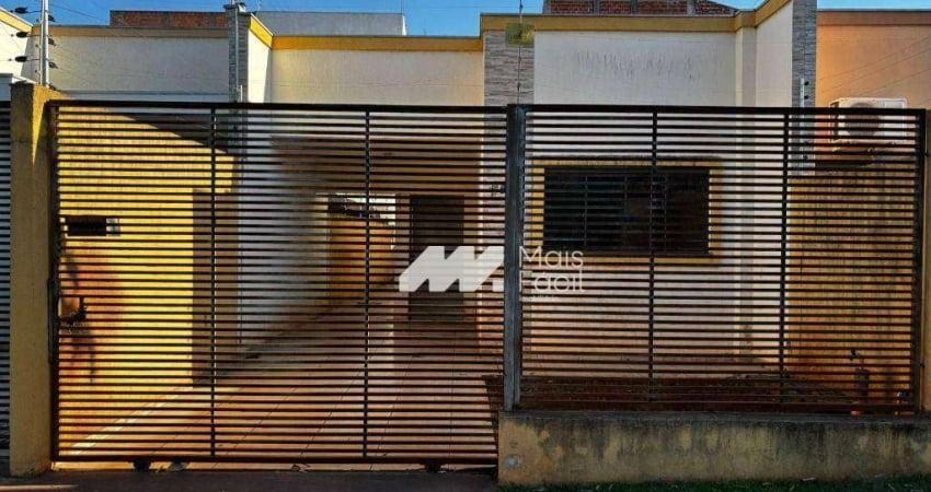 Casa em condomínio fechado com 3 quartos para alugar na Rua Pioneiro Antônio Alves da Silva, 154, Jardim do Carmo, Maringá