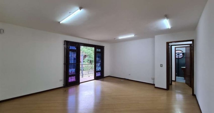 Casa comercial para alugar na Rua São Pio X, 244, Ahú, Curitiba